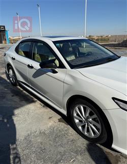 تۆیۆتا کامری